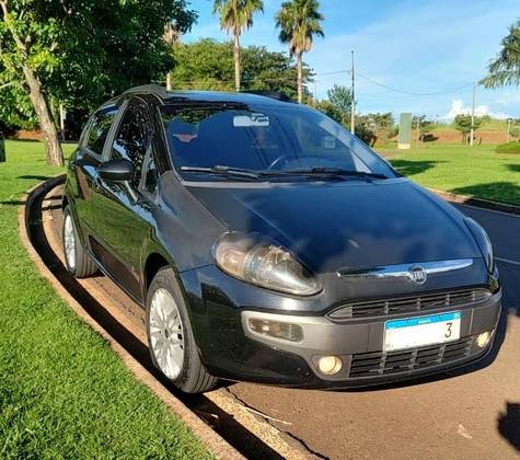 FIAT PUNTO 1.6 ESSENCE 16V FLEX 4P MANUAL